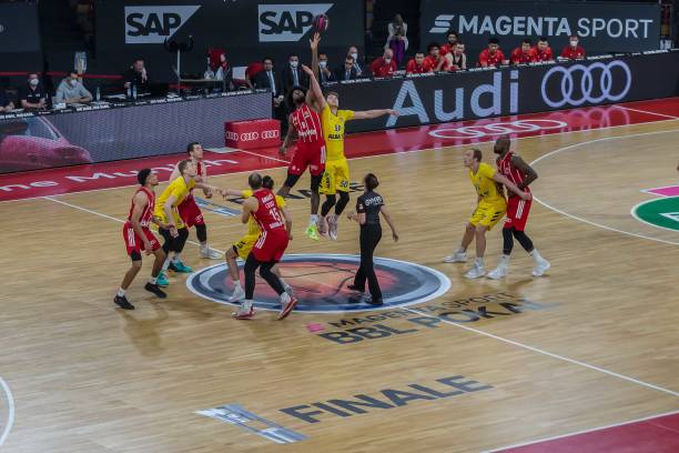 新星的对决 新星的对决